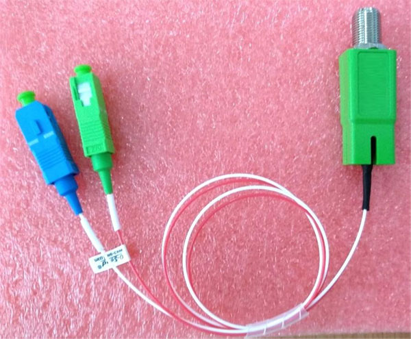 Pigtail type Passive CATV Optical Receiver with WDM Pigtail type Passive CATV Optical Receiver with WDM